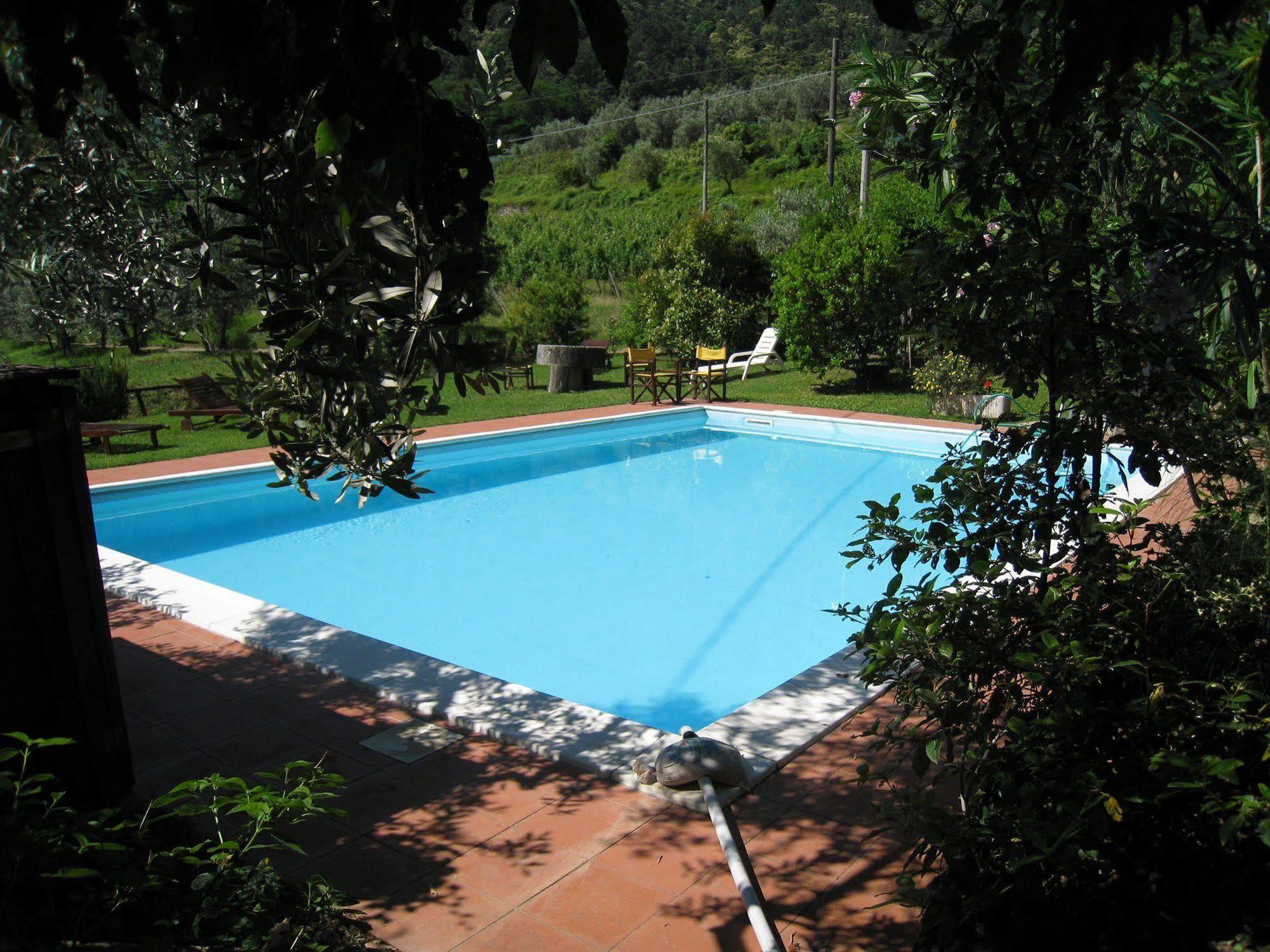 Fattoria Di Bacchereto - Guest House Esterno foto